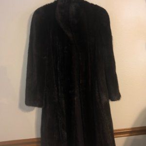 Very Warm Mink Fur Coat!